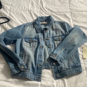 Jean Jacket. CI Sono. Size M. New with Tags